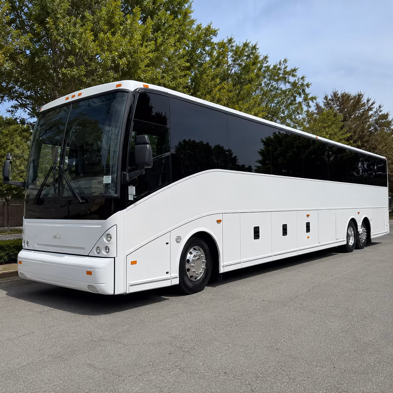 charter buses for ut tyler patriots athletic events