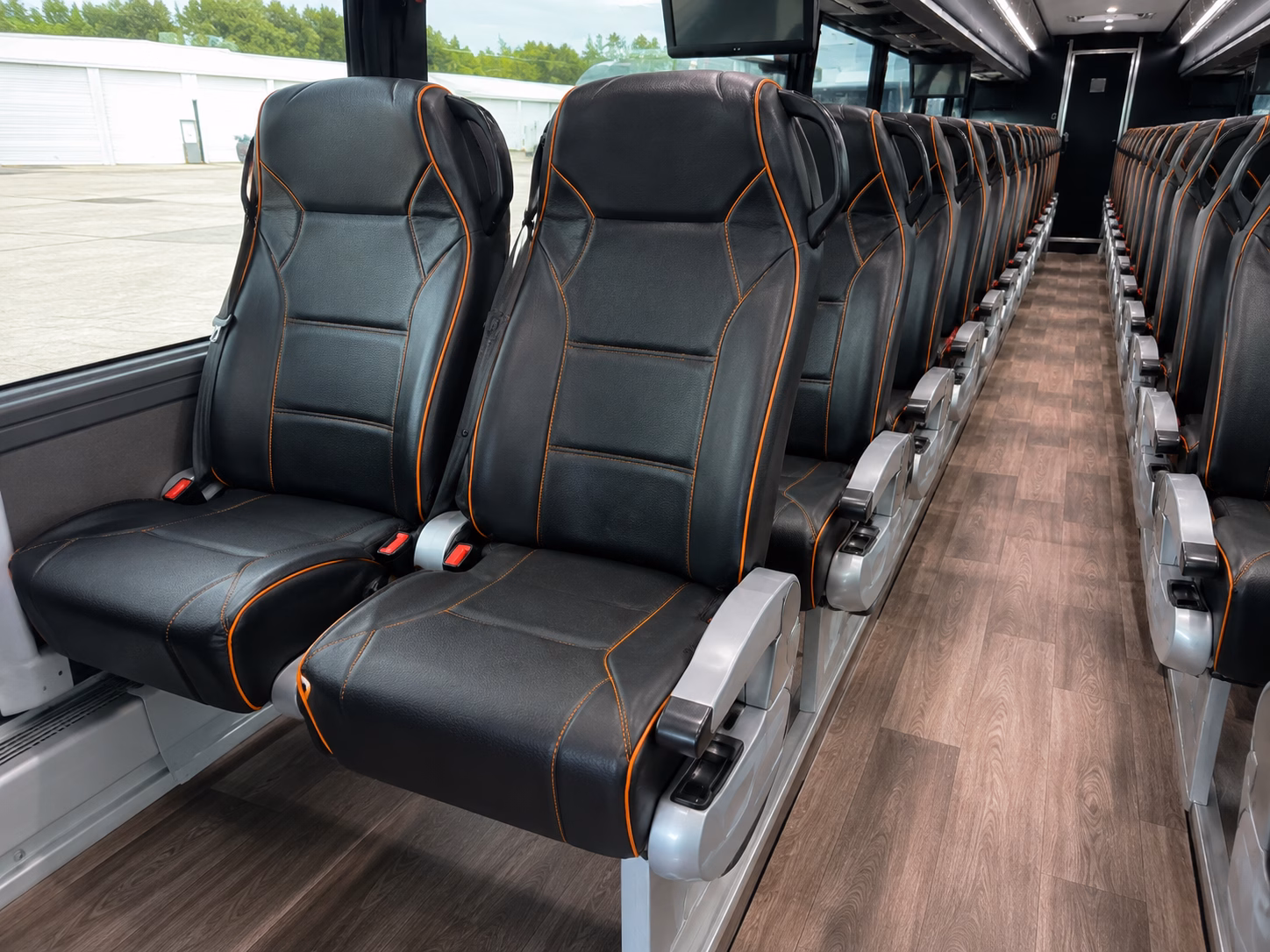 how the type of bus you choose changes the price in tyler texas